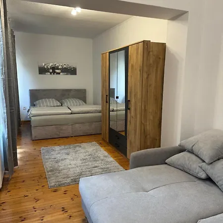 Geraeumiges Haus Im Herzen Juelichs *