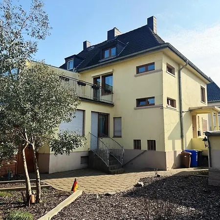 Дом отдыха Geraeumiges Haus Im Herzen Juelichs *